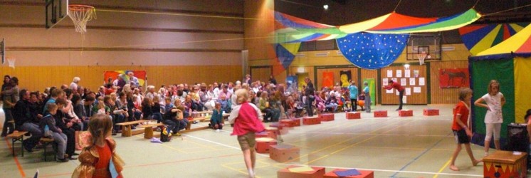 Kinder-Mitmach-Zirkus Mitmachzirkus fr Kinder Flensburg Schleswig Kiel Husum Heide Kappeln Schleswig-Holstein Rendsburg Eckernfrde Schleswig-Flensburg Nordfriesland Rendsburg-Eckernfrde