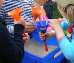 Kindermitmachzirkus Kinder-Mitmach-Zirkus Mitmachzirkus Clown buchen Grundschule Kindergarten Clown Oern Schleswig Flensburg Kiel Rendsburg Husum Kappeln Schleswig-Holstein S&uuml;derbrarup Satrup und Eckernf&ouml;rde